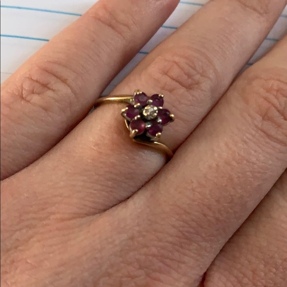 10K Gold Jewelry - 10K Gold & Purple Flower Ring